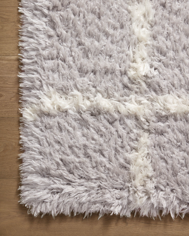 Angela Rose x Loloi Amira Silver / Ivory 2'-3" x 4'-0" Accent Rug Gray Accent Power-Loomed Polyester