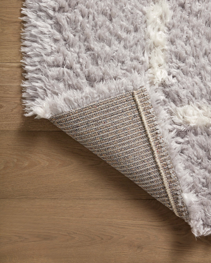 Angela Rose x Loloi Amira Silver / Ivory 2'-3" x 4'-0" Accent Rug Gray Accent Power-Loomed Polyester