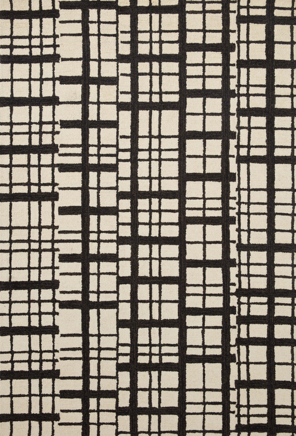 Chris Loves Julia x Loloi Polly Black / Ivory 2'-0" x 5'-0" Accent Rug Black Accent Hand-Tufted Wool/Jute