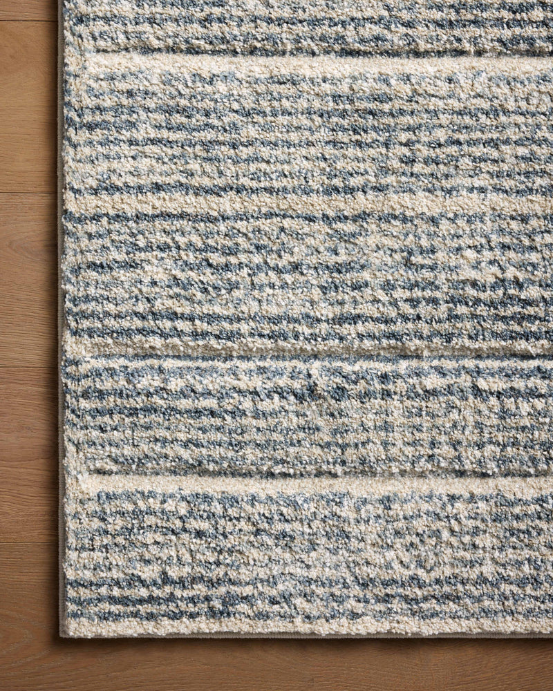 Loloi Silas Oatmeal / Blue 2'-7" x 4' Accent Rug Beige Accent Power-Loomed Polypropylene