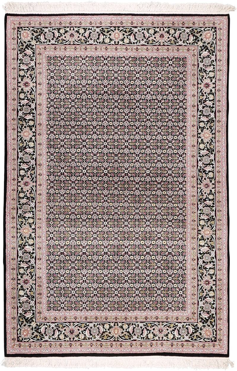 Siperso Wool Rug 4'1''x6'2''