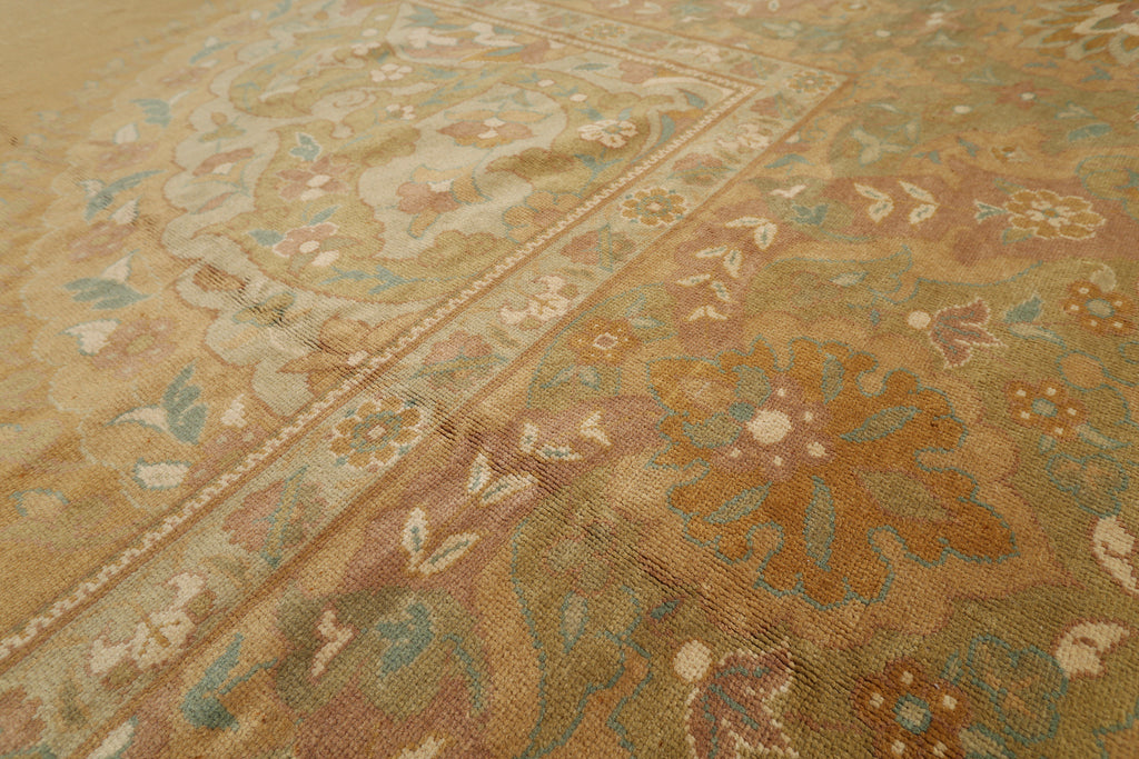 Ottoman Wool Rug 13'6''x19'0''