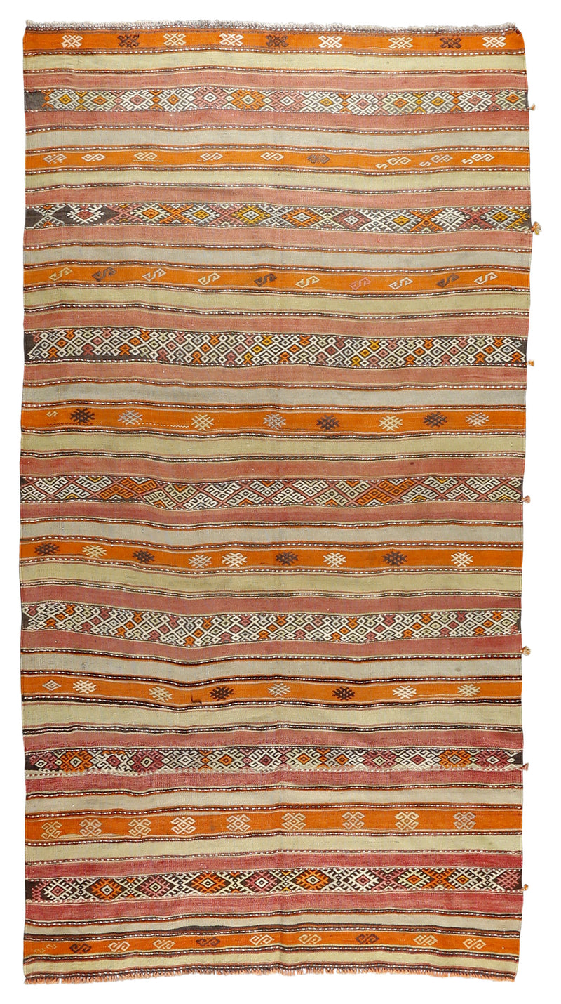 Vintage Kilim Wool Rug 5'9''x10'11''