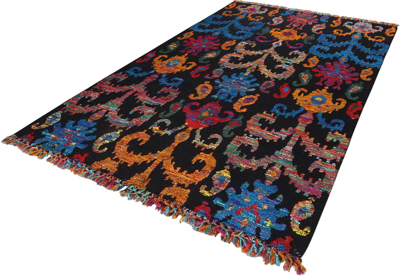 Ikhat Collection Rug 5'0''x8'0''