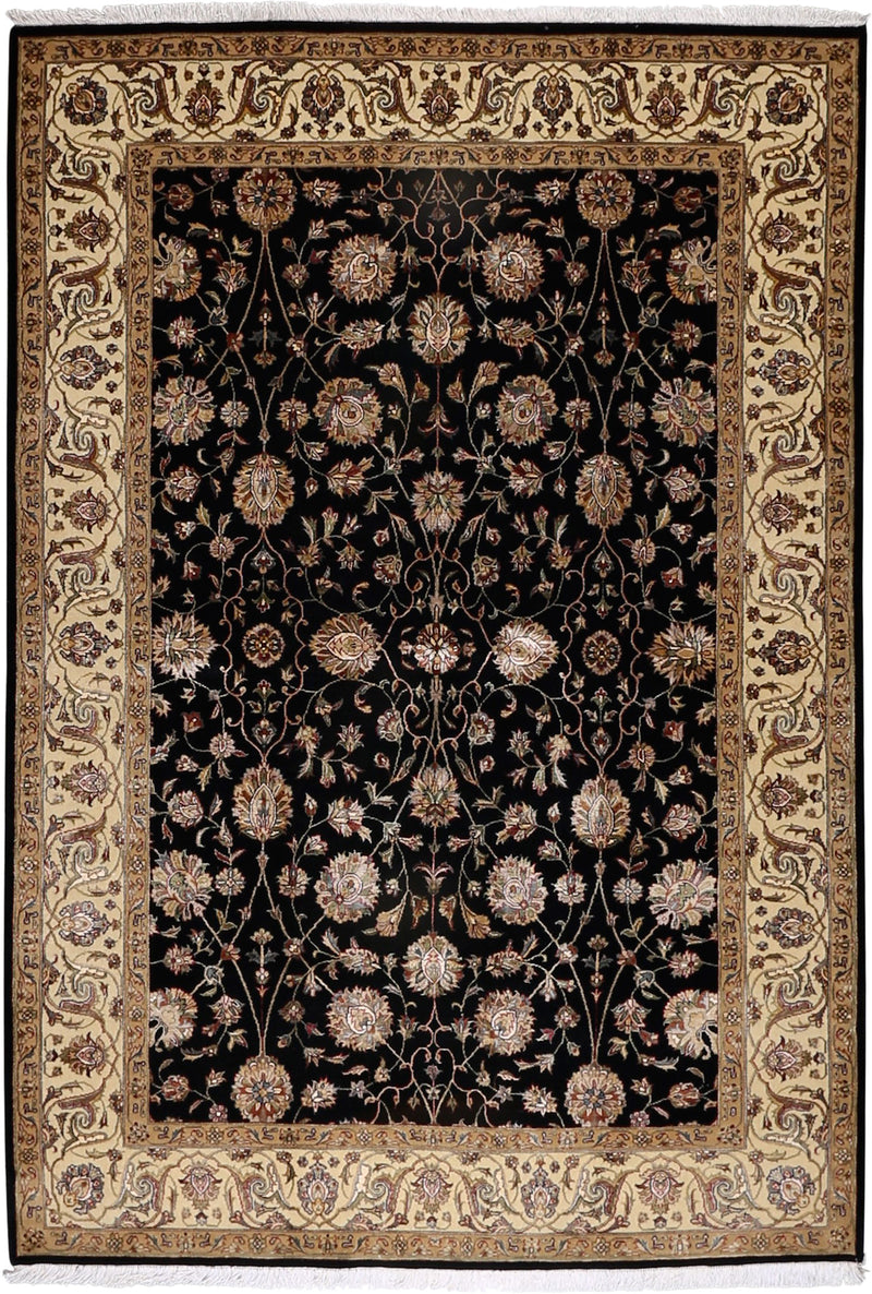 Kumkapi Wool/Viscose Rug 4'10''x7'0''