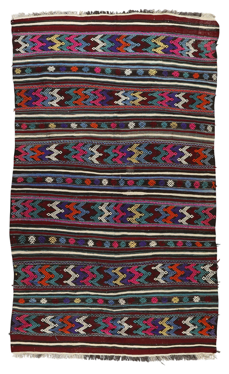 Vintage Kilim Wool Rug 5'1''x8'10''