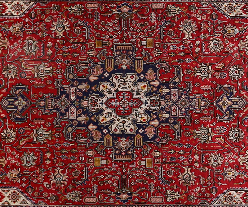Persian Kashan Hand-Knotted Wool Rug 6'5''x9'9''
