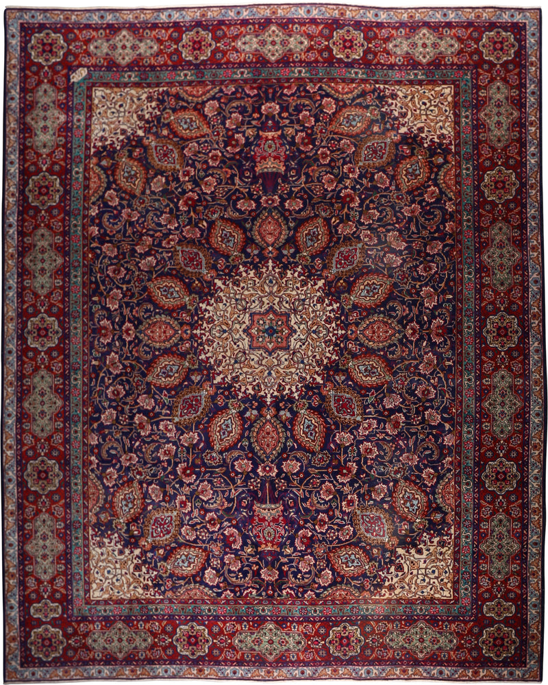 Persian - Reclaimed Wool Rug 9'10''x12'3''