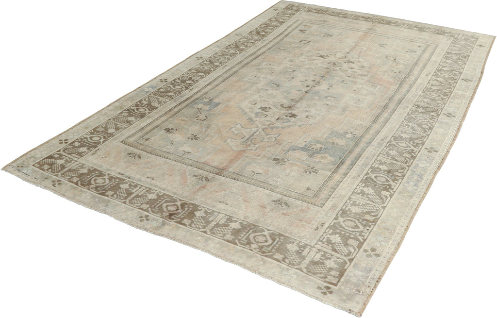 Eskitme Collection Rug 6'9''x11'0''