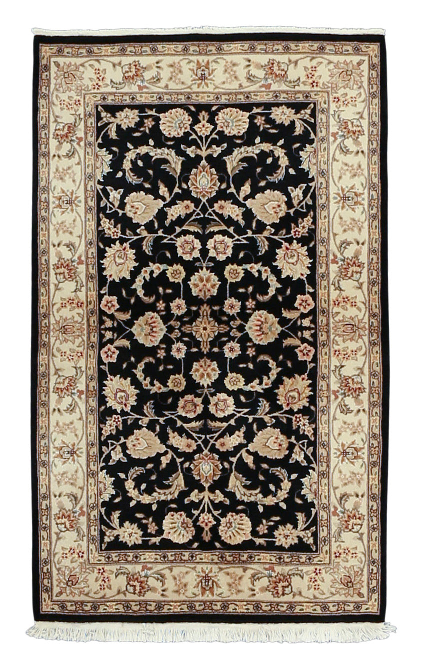 Kumkapi Wool Rug 3'0''x5'0''