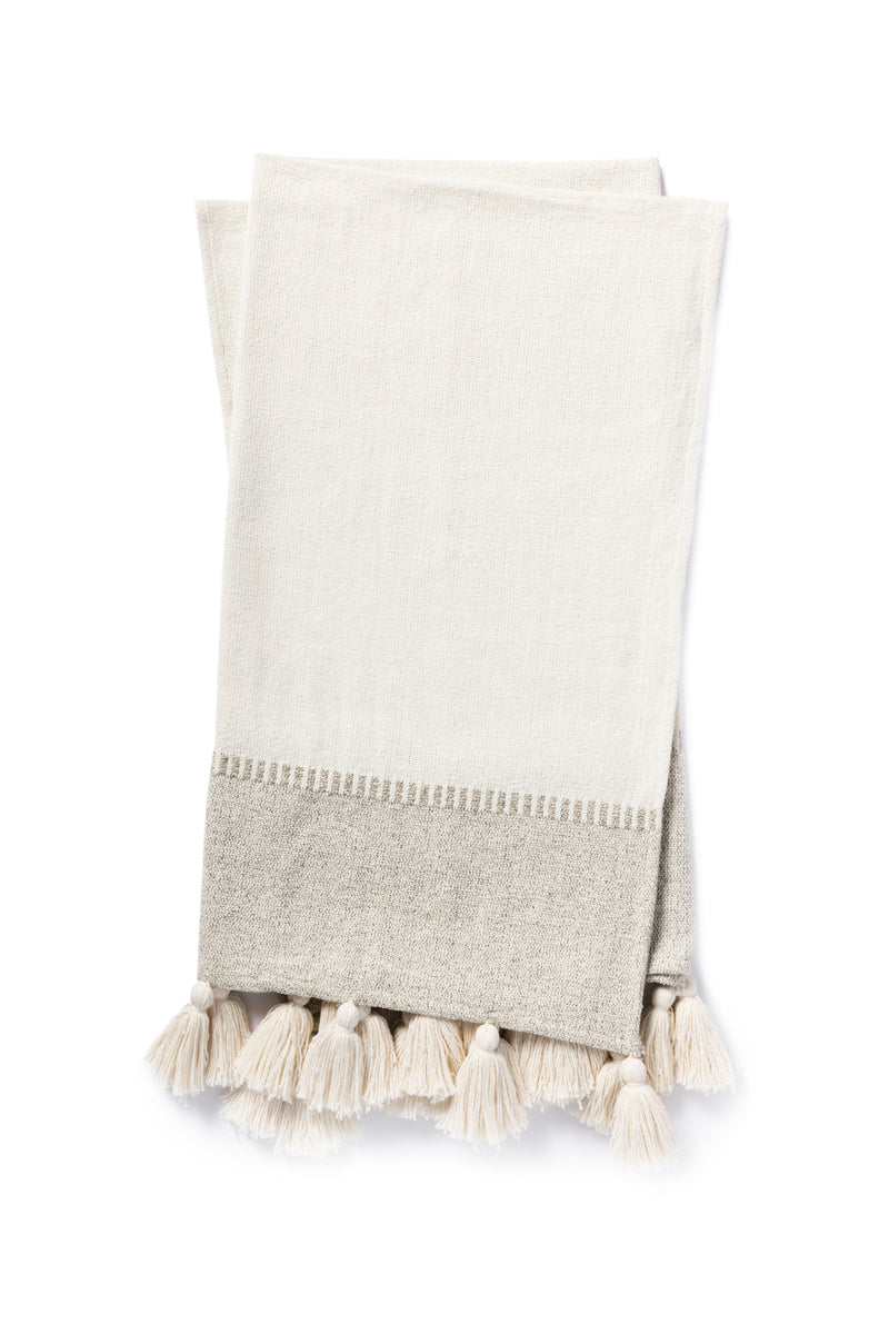 IVEY Collection Throw in  GREY / NATURAL