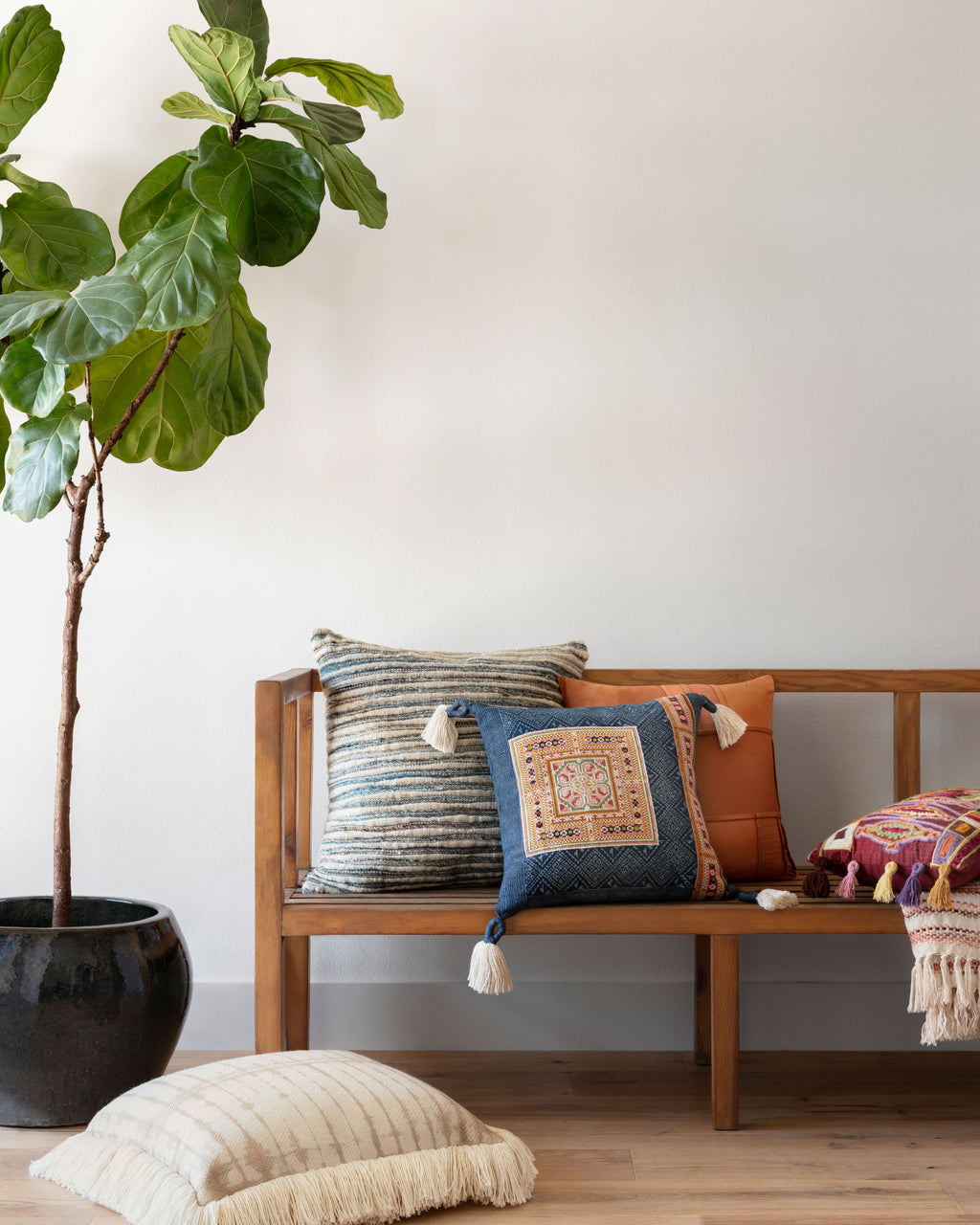 KYRA Collection Throw  in  IVORY / BRICK