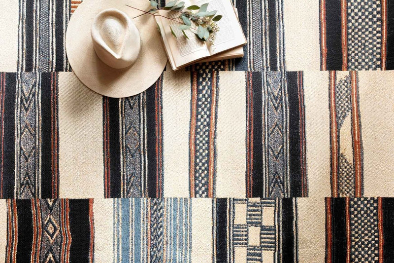 MIKA Collection Rug in IVORY / MULTI